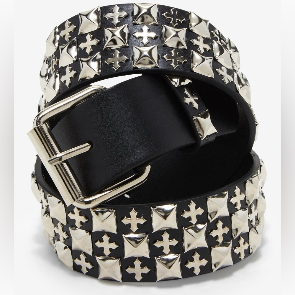 Hot Topic Black Belt with Silver Accents